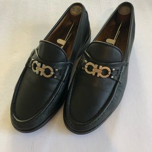 SALVATORE FERRAGAMO Men’s Gancini Loafers 8EE